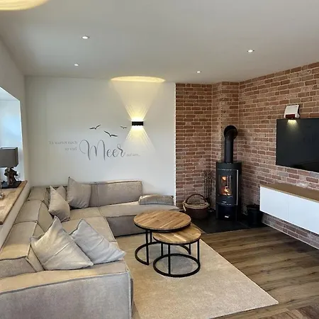 Landhuus Comfortable Dom wakacyjny Tönning